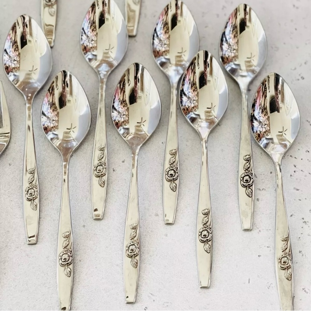 37 Pc. Oneida SSS stainless flatware OUR ROSE Lot Forks Knives Spoons - Picture 4 of 7